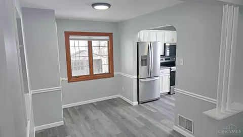Dining - 3454 Eyrich Rd, Cincinnati, OH 45248 photo 1 of 1