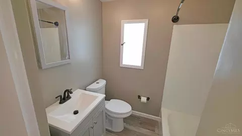 Bath - 3454 Eyrich Rd, Cincinnati, OH 45248 photo 1 of 5