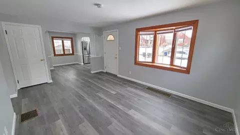 Living - 3454 Eyrich Rd, Cincinnati, OH 45248 photo 1 of 3