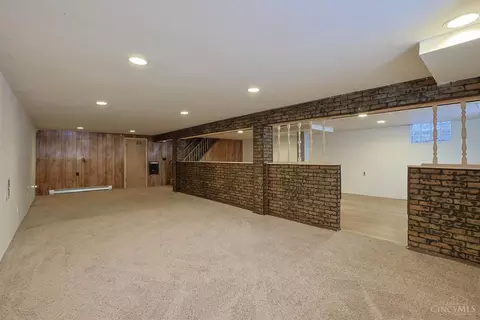 Other - 906 Garnoa Dr, Cincinnati, OH 45231 photo 8 of 12