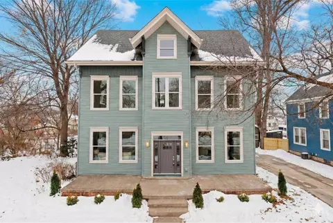 5702 Peabody Ave, Cincinnati, OH 45227