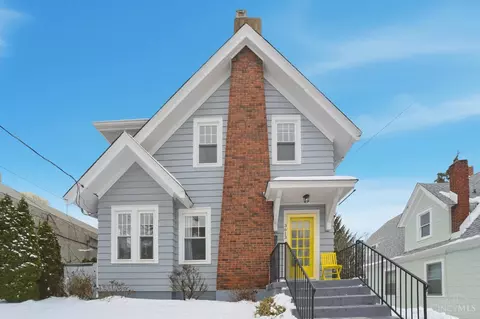 3613 Herschel Ave, Cincinnati, OH 45208