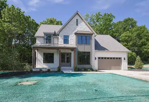 7401 Cornell Rd, Montgomery, OH 45242