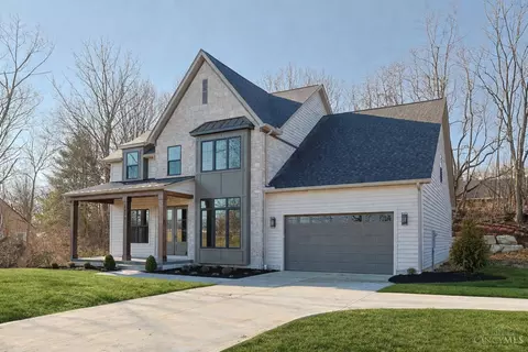 7401 Cornell Rd, Montgomery, OH 45242