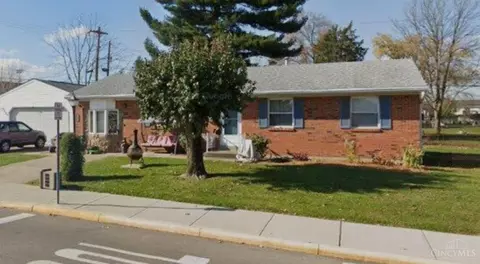 2113 Bolser Dr, Reading, OH 45215