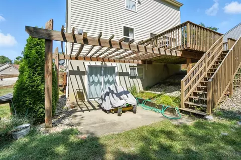 Exterior - 671 Mccormick Ln, Cincinnati, OH 45245 photo 11 of 20