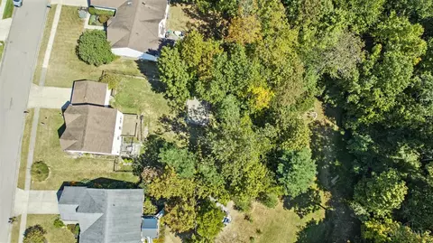 View/Area - 671 Mccormick Ln, Cincinnati, OH 45245 photo 3 of 5
