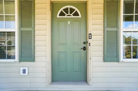 Entry Way - 671 Mccormick Ln, Cincinnati, OH 45245 photo 1 of 9