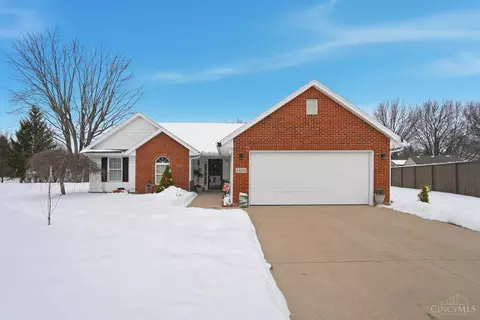1464 Woodside Dr, Wilmington, OH 45177