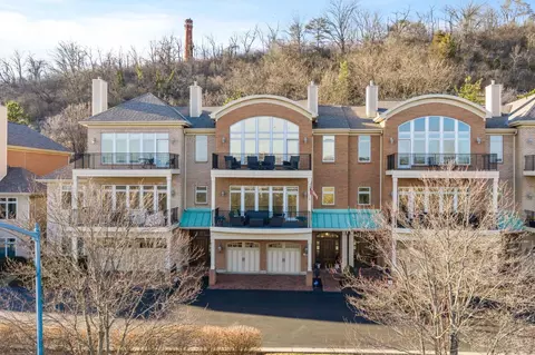1464 Riverside Dr, Cincinnati, OH 45202