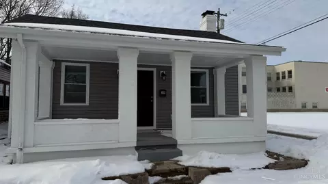 14 Moore St, Middletown, OH 45044