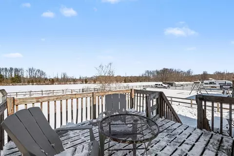 Exterior - 317 Robin Ave, Mount Orab, OH 45154 photo 5 of 8