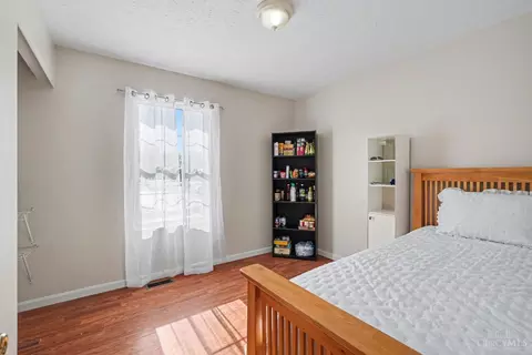 Bedroom - 317 Robin Ave, Mount Orab, OH 45154 photo 3 of 7