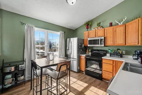 Kitchen - 317 Robin Ave, Mount Orab, OH 45154 photo 1 of 2