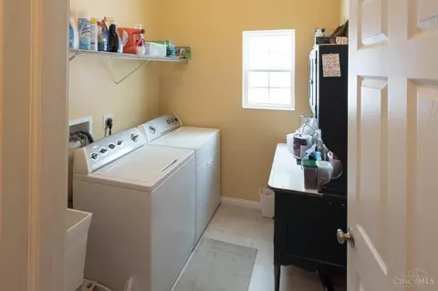 415 Brookhurst Dr, Monroe, OH 45050 photo 48