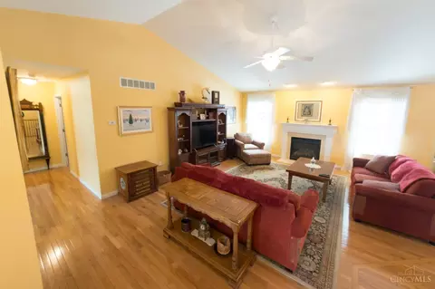 415 Brookhurst Dr, Monroe, OH 45050 photo 11