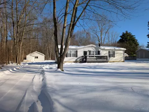 3008 Leeds Rd, Amelia, OH 45102