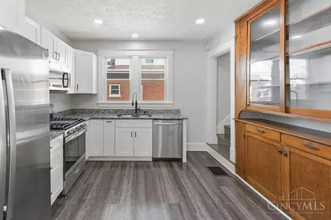 Kitchen - 7324 Maple Ave, Mount Healthy, OH 45231 photo 3 of 4