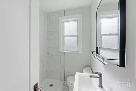 Bath - 7324 Maple Ave, Mount Healthy, OH 45231 photo 1 of 5