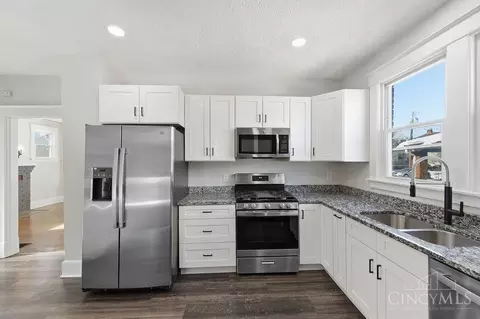 Kitchen - 7324 Maple Ave, Mount Healthy, OH 45231 photo 4 of 4