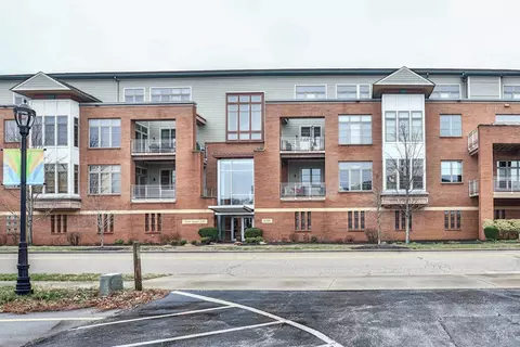 9348 Towne Square Ave, Blue Ash, OH 45242