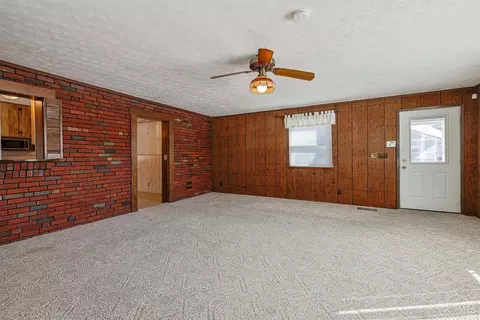 Living - 103 W Crest Dr, Reading, OH 45215 photo 5 of 7