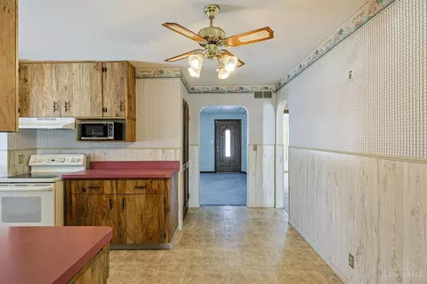 Kitchen - 103 W Crest Dr, Reading, OH 45215 photo 6 of 6