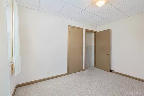Bedroom - 103 W Crest Dr, Reading, OH 45215 photo 6 of 7