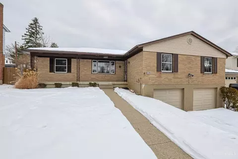 2530 Falconbridge Dr, Cincinnati, OH 45238