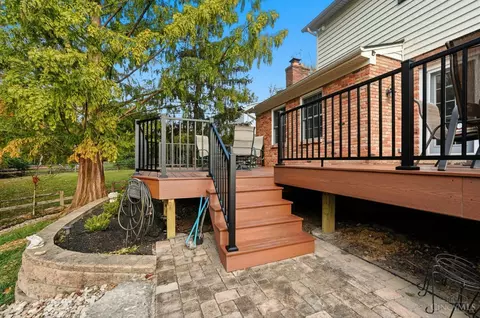 Exterior - 8363 Shadowpoint Ct, Montgomery, OH 45242 photo 19 of 22