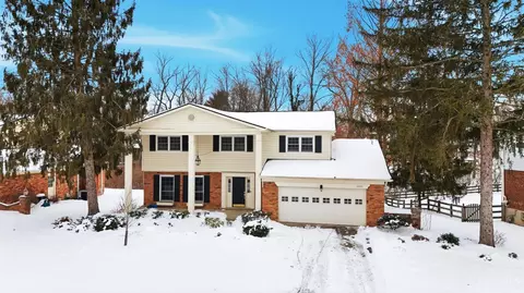 Exterior - 8363 Shadowpoint Ct, Montgomery, OH 45242 photo 5 of 22