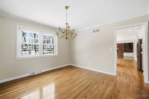 Dining - 8363 Shadowpoint Ct, Montgomery, OH 45242 photo 1 of 1