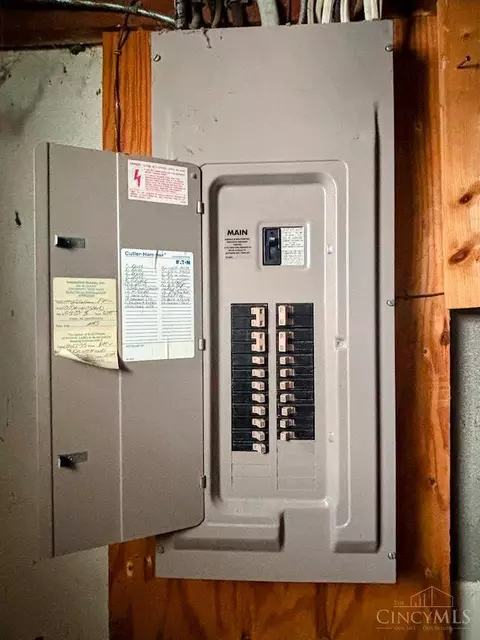 Other - 10 Drummond St, Greenhills, OH 45218 photo 7 of 9