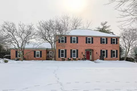 37 Carpenters Run, Blue Ash, OH 45241