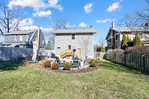 Exterior - 6613 Bramble Ave, Cincinnati, OH 45227 photo 4 of 9