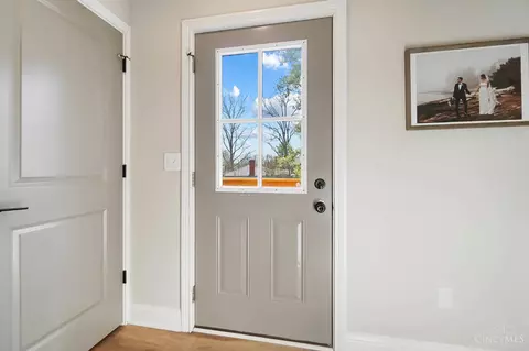 Entry Way - 6613 Bramble Ave, Cincinnati, OH 45227 photo 4 of 4
