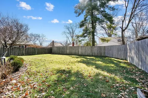 Exterior - 6613 Bramble Ave, Cincinnati, OH 45227 photo 8 of 9