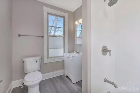 Bath - 622 Orient Ave, Cincinnati, OH 45232 photo 2 of 2