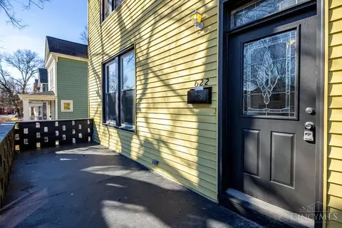 Exterior - 622 Orient Ave, Cincinnati, OH 45232 photo 3 of 11