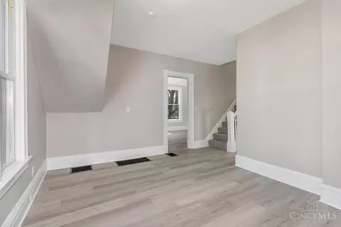 Living - 622 Orient Ave, Cincinnati, OH 45232 photo 8 of 9