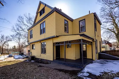 Exterior - 622 Orient Ave, Cincinnati, OH 45232 photo 4 of 11