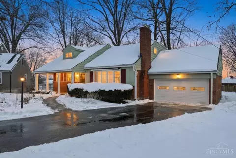 7220 Mar Del Dr, Madeira, OH 45243