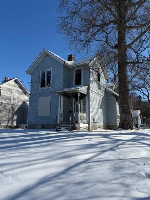 1649 Larch Ave, Cincinnati, OH 45224