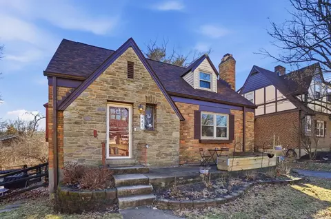 Exterior - 3223 Manning Ave, Cincinnati, OH 45211 photo 4 of 13