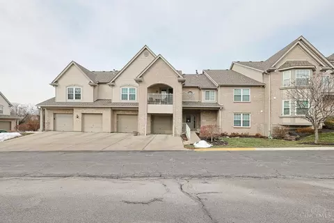 835 Neeb Rd, Cincinnati, OH 45233