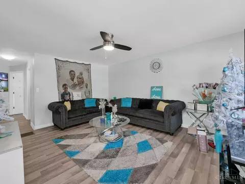 Living - 857 Steffen Ave, Lincoln Heights, OH 45215 photo 1 of 2