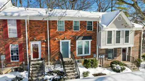 10810 Lakehurst Ct, Cincinnati, OH 45242