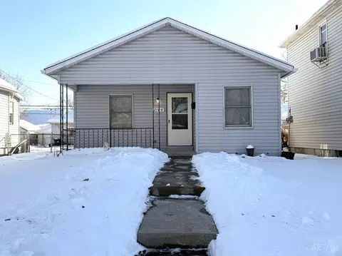 2104 Grand Ave, Middletown, OH 45044