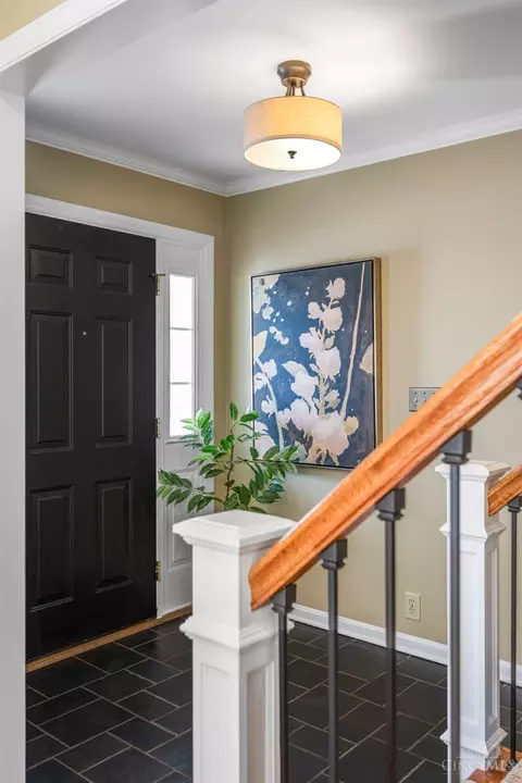 Entry Way - 6362 Stirrup Rd, Cincinnati, OH 45244 photo 3 of 4