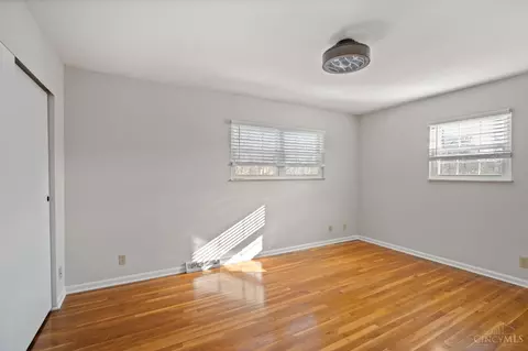 Bedroom - 6362 Stirrup Rd, Cincinnati, OH 45244 photo 5 of 9